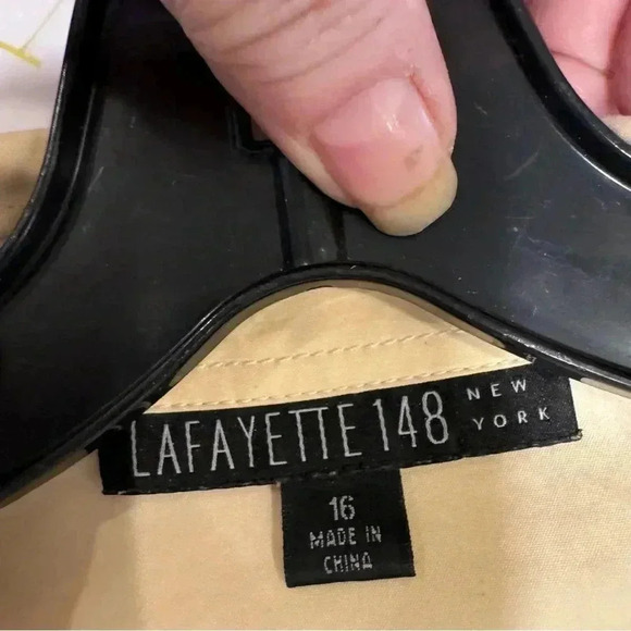 Lafayette 148 Button Down Shirt Womens Size 16 Ivory Cotton Top Collared Pockets - Picture 3 of 7